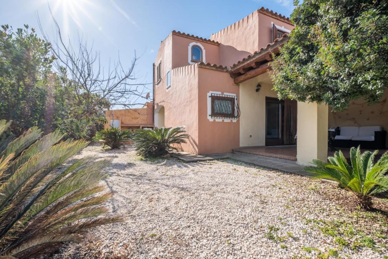 Villetta Erica Tanaunella Exterior photo